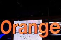 The Orange logo is displayed at the MWC (Mobile World Congress) in Barcelona on March 2, 2022. - The Mobile World Congress, where smartphone and telecoms companies show off their latest products and reveal their strategic visions, is expected to welcome more than 40,000 guests over its four-day run. (Photo by Josep LAGO / AFP)