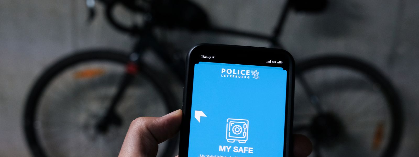 La fonction «My Safe» de la nouvelle application de la police permet de stocker de manière ordonnée des informations et des images d'objets de valeur sur votre smartphone. 