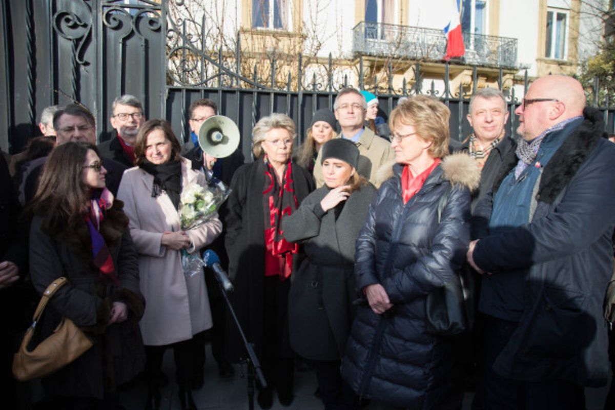 Demonstration auf der Place de la Constitution für die Opfer der Attentate von Paris.
