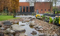 Von den mehr als 51.000 Menschen, die seit der Eröffnung des Krematoriums in Hamm eingeäschert wurden, gehörten rund 14.840 der Flamma an.