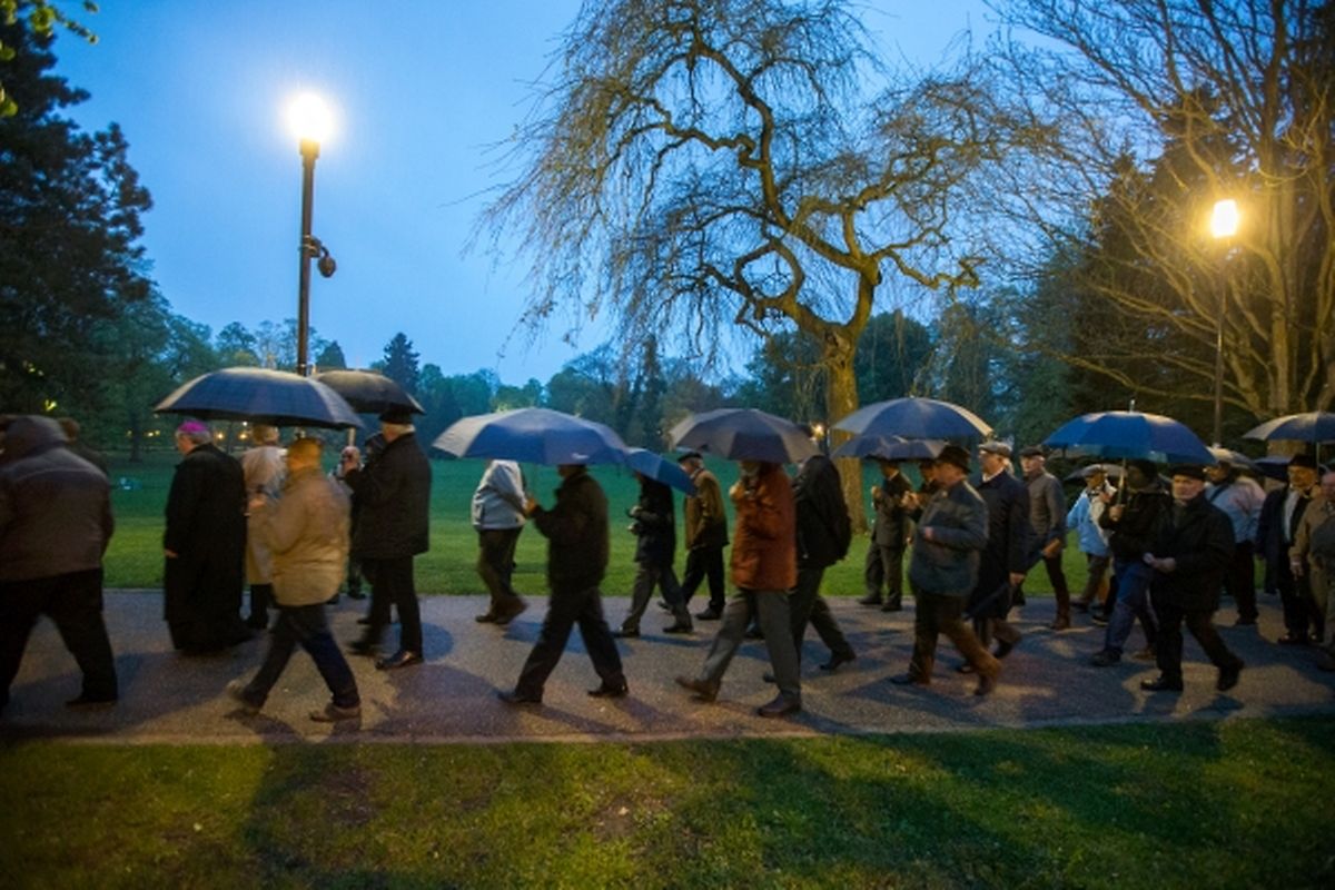 Nächtliche Männerwallfahrt mit Messe