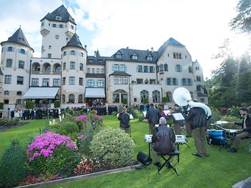 Colmar-Berg: Grão-Duque recebe personalidades luxemburguesas na residência principal