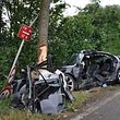 Der Fahrer verstarb noch an der Unfallstelle.