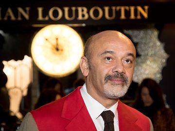Auf roten Sohlen: Christian Louboutin erobert die Rue Philippe II