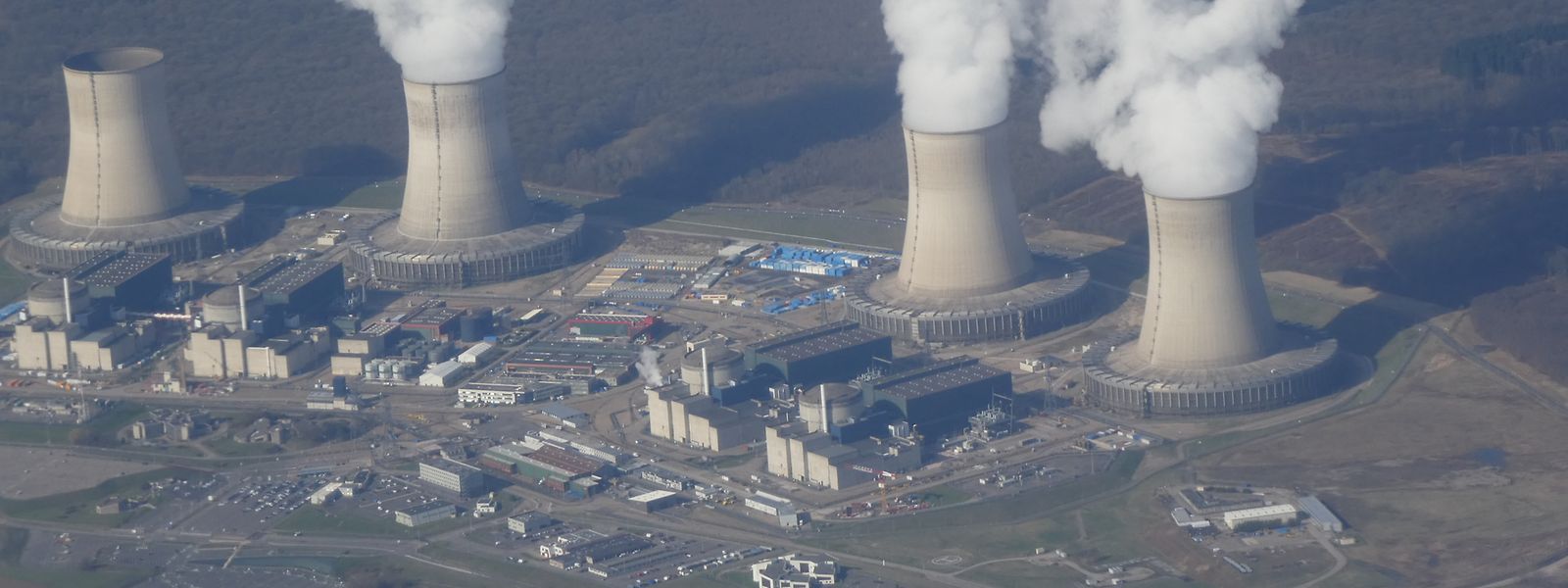 Cattenom ist seit 1986 am Netz und mit 5.448 Mw Leitung die siebtgrößte Anlage auf der Welt.