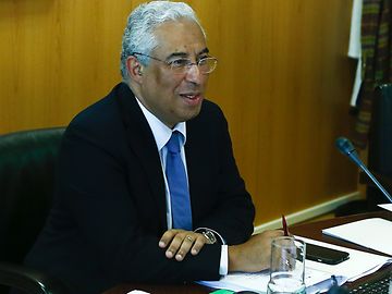 Governo de Costa já está reunido em Conselho de Ministros