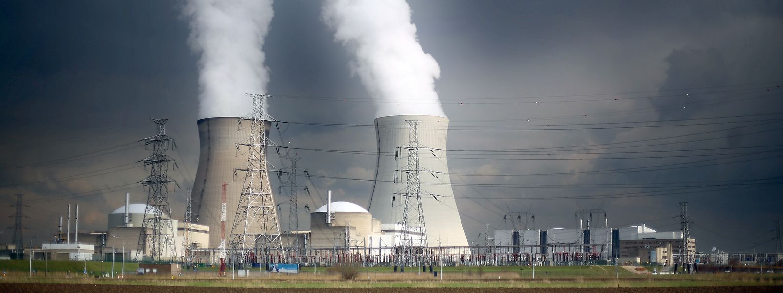 Belgien sucht nach einem geeigneten Standort, um seinen Atommüll (hier das Atomkraftwerk Doel) endzulagern.