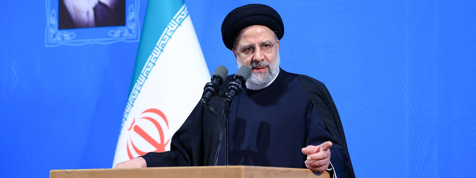 Irans Präsident Ebrahim Raisi bei einer Ansprache an der Universität von Teheran. 
