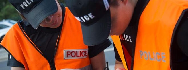 Um die genauen Umstände des Unfalls zu klären, bittet die Polizei die Bevölkerung um Zeugenaussagen.