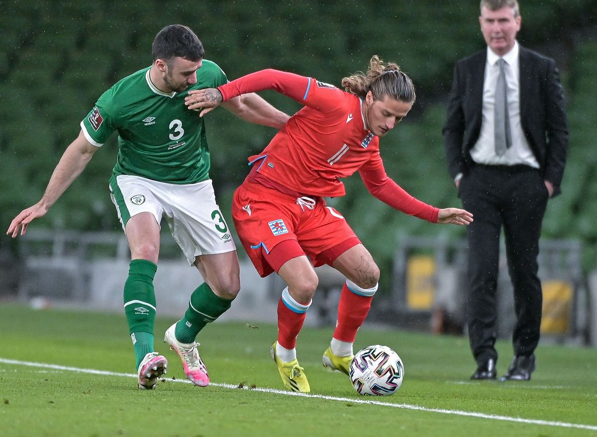 Vincent Thill (r.) ist gegen Enda Stevens und Co. einer der besten Luxemburger.