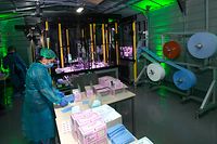 Lokales, Einweihung Santé Services, Schutzmaske Fabrik, covid-19, Coronavirus, Xavier Bettel und Lex Delles, Foto: Chris Karaba/Luxemburger Wort