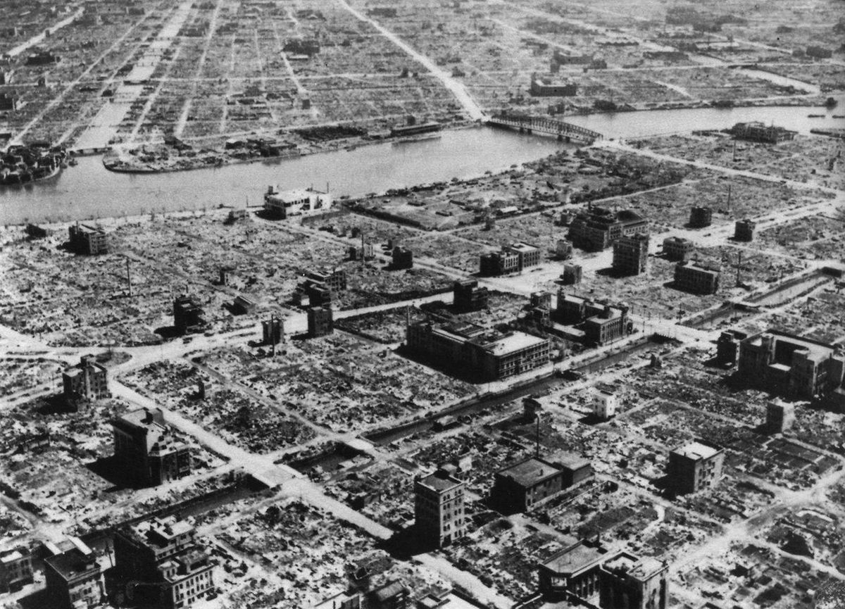 O bombardeamento de Tóquio terá sido o ataque aéreo isolado mais mortífero da história.