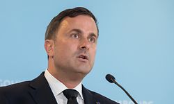 Lux , Tod Grossherzog Jean , Fahnen auf Halbmast , Deklaration Xavier Bettel Foto:Guy Jallay/Luxemburger Wort