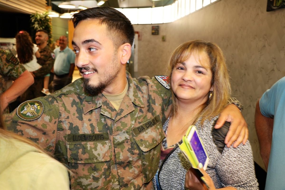 Des larmes de joie ont jailli samedi soir à l'accueil des 23 soldats de retour de mission au Kosovo.