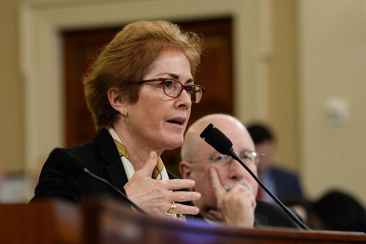 Marie Yovanovitch, die frühere US-Botschafterin in der Ukraine, wird  vor dem Geheimdienstausschuss des US-Kongress bei der zweiten öffentlichen Anhörung zur Ukraine-Affäre befragt.