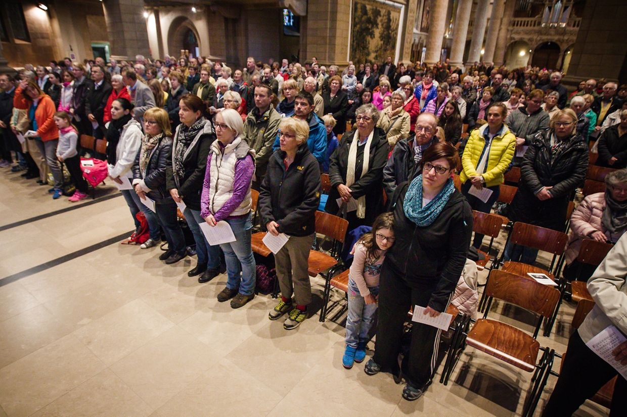 Messe für die neuen Pfarreien: Mëllerdall Saint - Michel (Fels) + Miersch Saint - François (Mersch) + Äischdall - Helpert St-Willibrord
