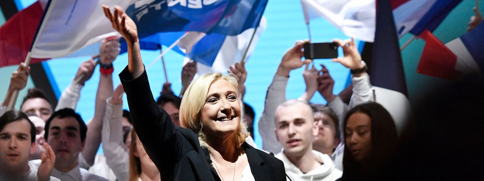 Pour la troisième fois, Marine Le Pen veut devenir présidente de la France cette année.