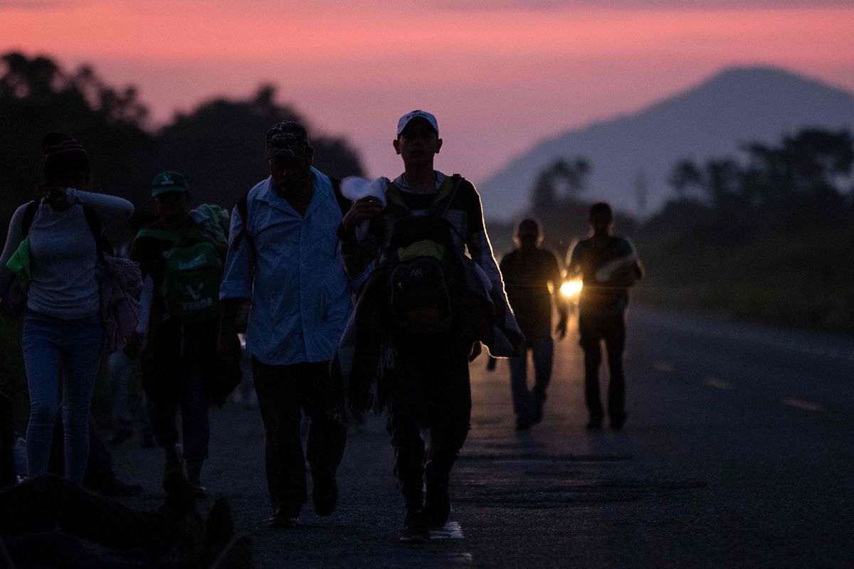 US-Grenzschützer sollen Migranten davon abhalten, in die USA einzureisen.