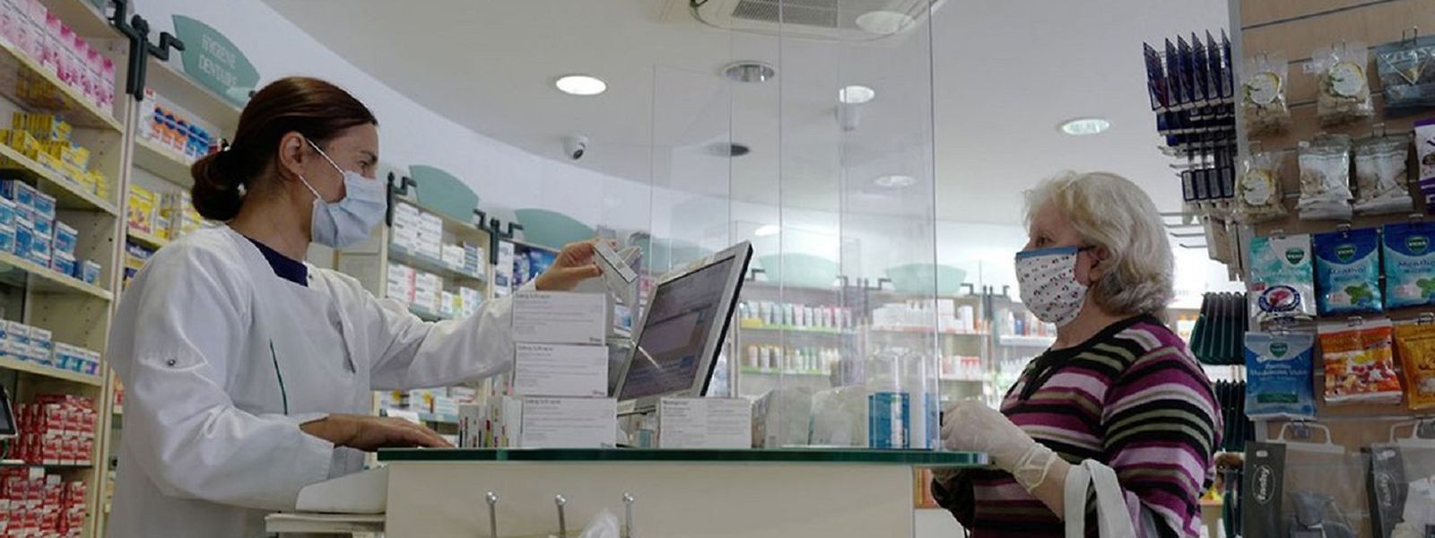 Les bons peuvent être utilisés dans un centre de dépistage ou l'une des 14 pharmacies de la capitale participant à l'opération. 
