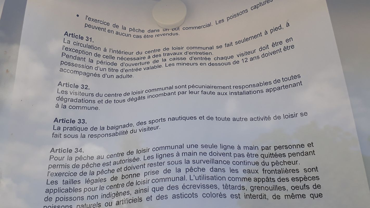O mesmo aviso está afixado no regulamento comunal...