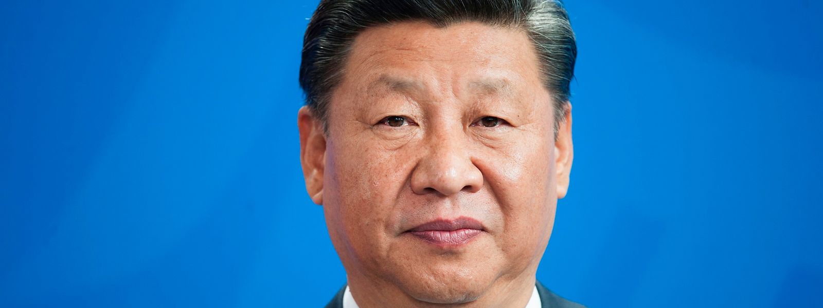 Chinas Staats- und Parteichef Xi Jinping will sein Land im Nahen Osten als wirtschaftliche Alternative zu den USA und Europa verkaufen - ohne das Thema Menschenrechte zu thematisieren.