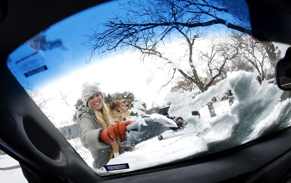 Vaga de frio sem precedentes está a paralisar o Texas. População está há vários dias sem energia e aquecimento.