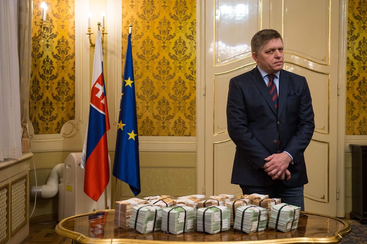 slovakia-s-fico-refuses-to-fire-allies-over-reporter-s-murder