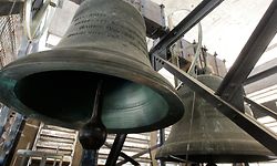 07.04.11 merl kirche glocken, photo: Marc wilwert