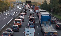 12.10. Stau / Autobahn A3 / Düdelinger Autobahn / Grenzgänger / Frontaliers / Foto: Guy Jallay