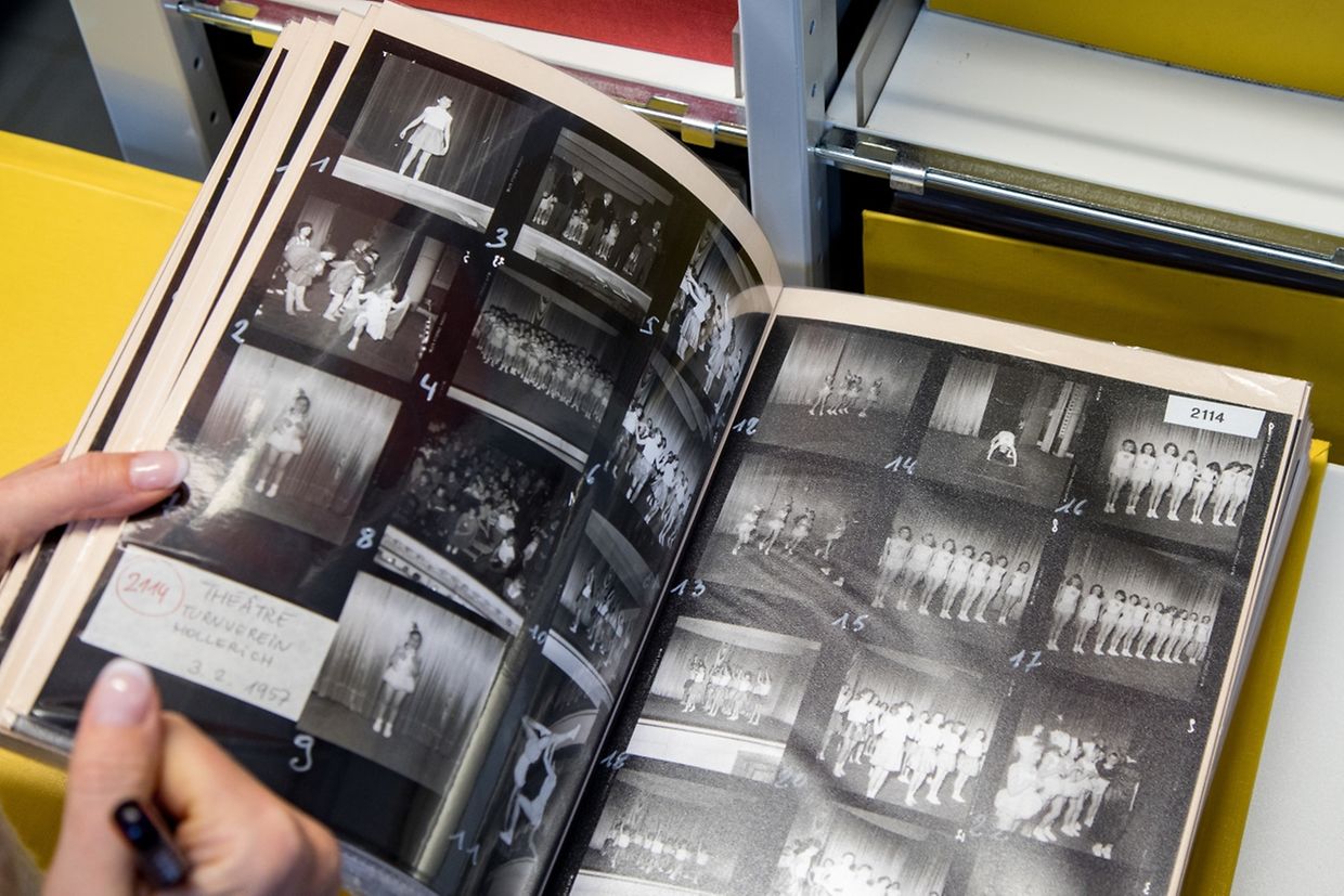 Spectacles de danse, visites du Kleeschen: l'énorme collection de la photothèque raconte l'histoire de la ville et de ses habitants
