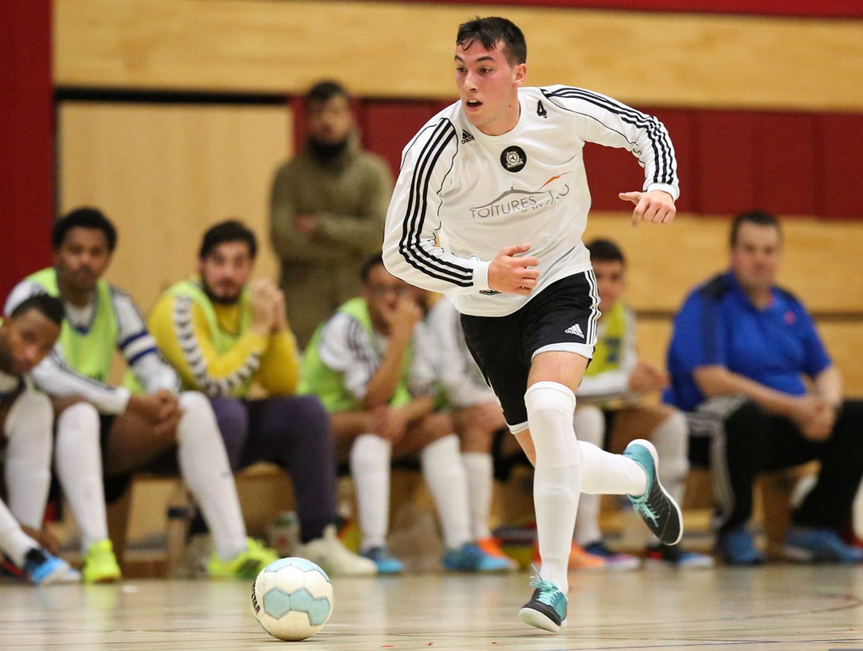 FC Differdange 03 - FC Munsbach  (Steve da Silva) .