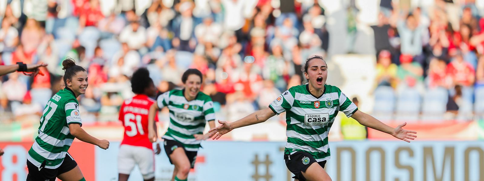 Primeiro Benfica-Sporting feminino rende 38 mil euros a ...