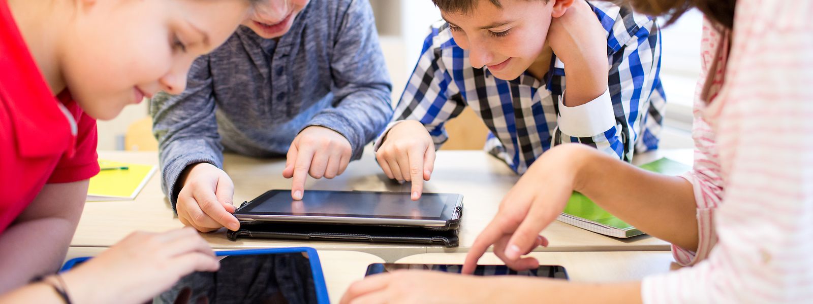 Lehrkräfte machen sich Sorgen, dass mit ChatGBT und anderen KI-Programmen Schüler verstärkt schummeln könnten.