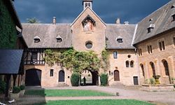  L'abbaye d'Orval en Belgique est connue pour la production de sa bière trappiste.