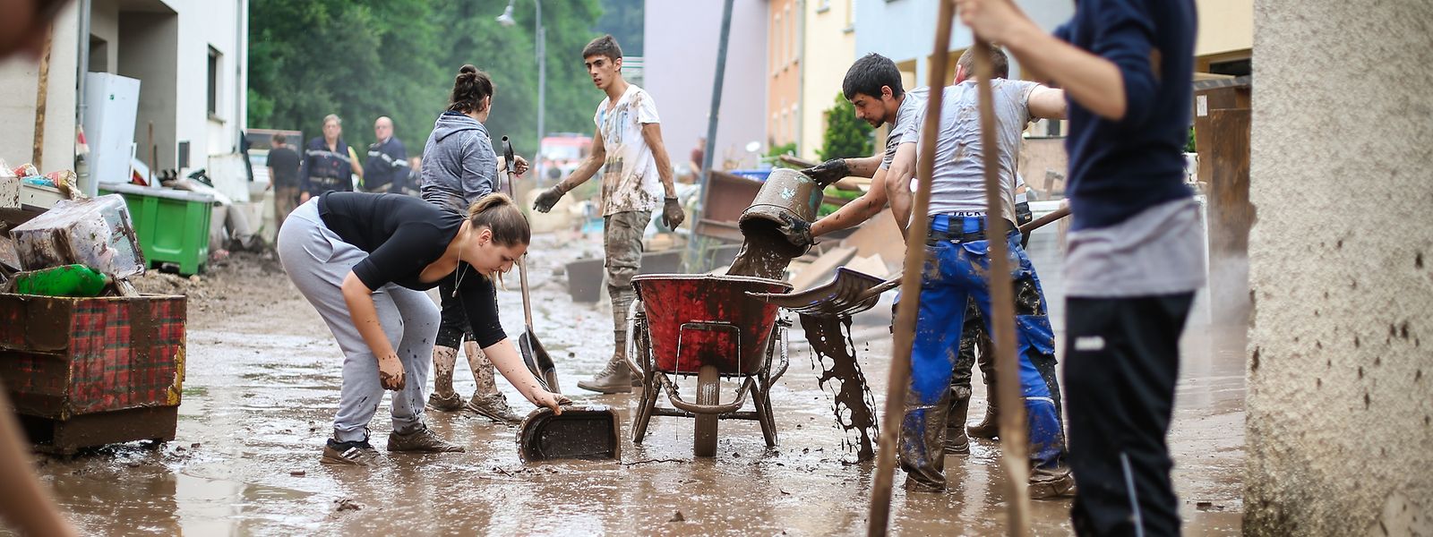 Sturzflut Im Ernztal Die Spuren Des Wassers
