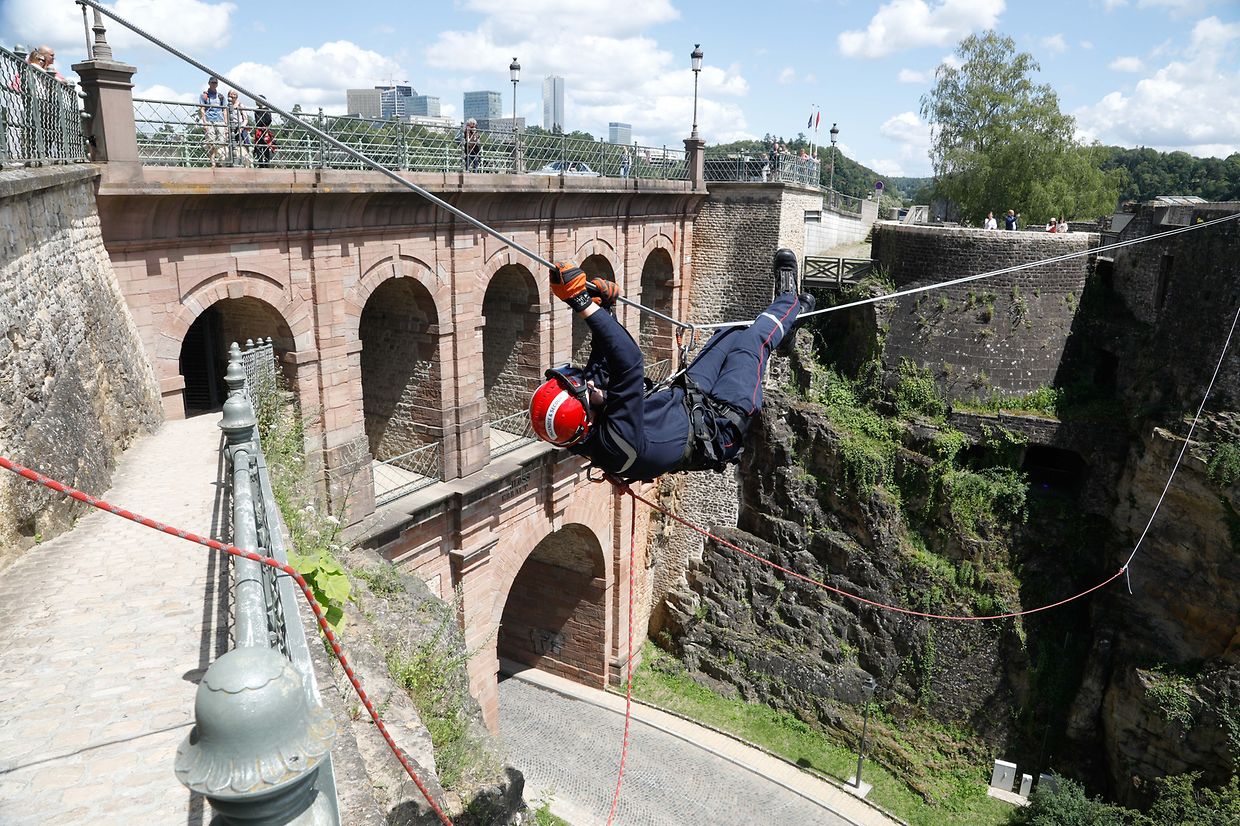 Lokales, Bockfiels, Bockfelsen, Examen, Prüfung, junge Feuerwehrleute lernen über Materialkentnis, Vorstieg und Absichern, Absturtzssicherung Foto: Anouk Antony/Luxemburger Wort