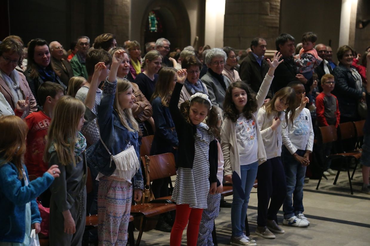 Messe für die neuen Pfarreien: “ Atertdall Sainte-Claire “ (Ospern) & “ Rammerech Saint-Valentin “ (Rambrouch).