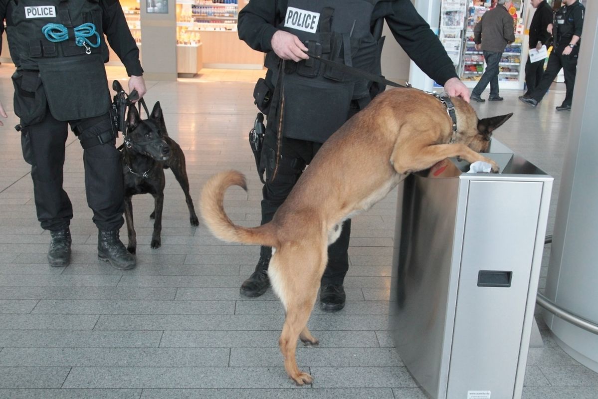Verstärkte Kontrollen und Wachposten am Flughafen Findel und am Hauptbahnhof Luxemburg.