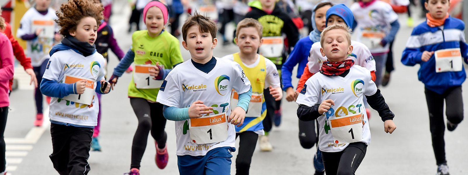 La course se déroule sur 10 km pour les adultes et sur 500 ou 1000 mètres pour les enfants.
