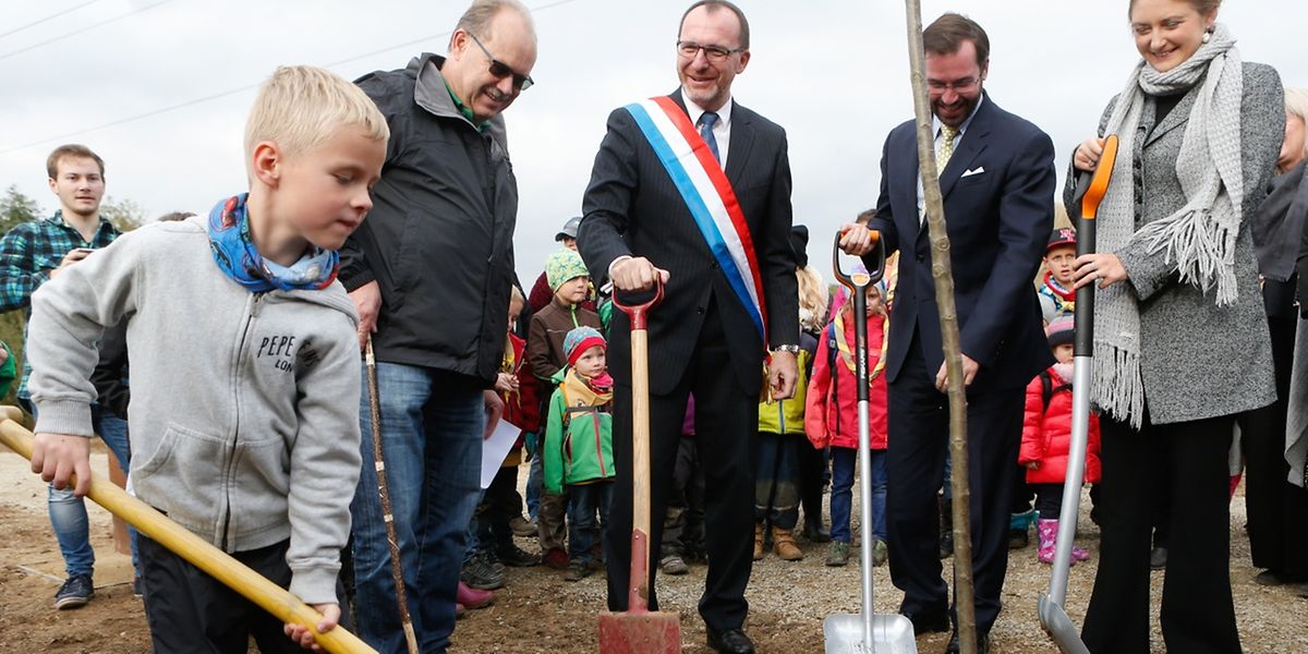 Groß und Klein vereint für die Natur: beim Aktionstag der Kinder- und Jugendinitative "Plant for the Planet" stand der Klimaschutz im Fokus. 