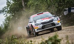 Os participantes vão disputar quatro categorias: "carros de produção"; "carros de competição", "melhor piloto feminino" e "melhor jovem com menos de 25 anos".