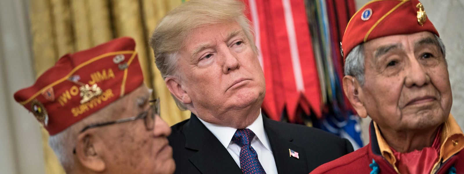 Sie Nennen Sie Pocahontas Trump Dupiert Navajo Veteranen