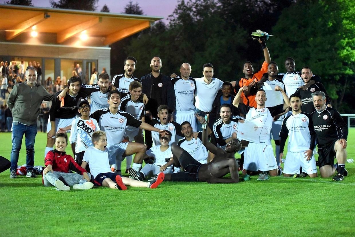 Äischdall (D1) - Merl (D2) 2-5. La joie du Red Star Merl-Belair après la qualification pour la finale.