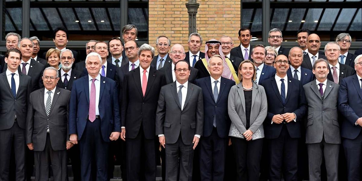 Eine Nahost-Konferenz ohne Israelis und Palästinenser: In Paris dringt die Welt auf neue Friedensgespräche.
