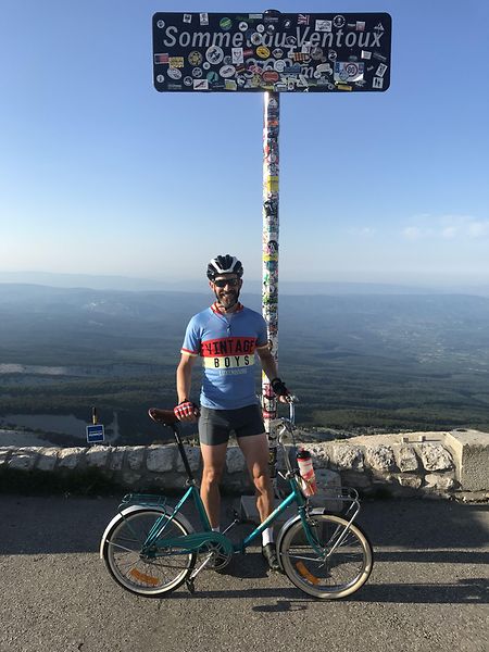 Luc Mergen nach der erfolgreichen Bezwingung des Berges.