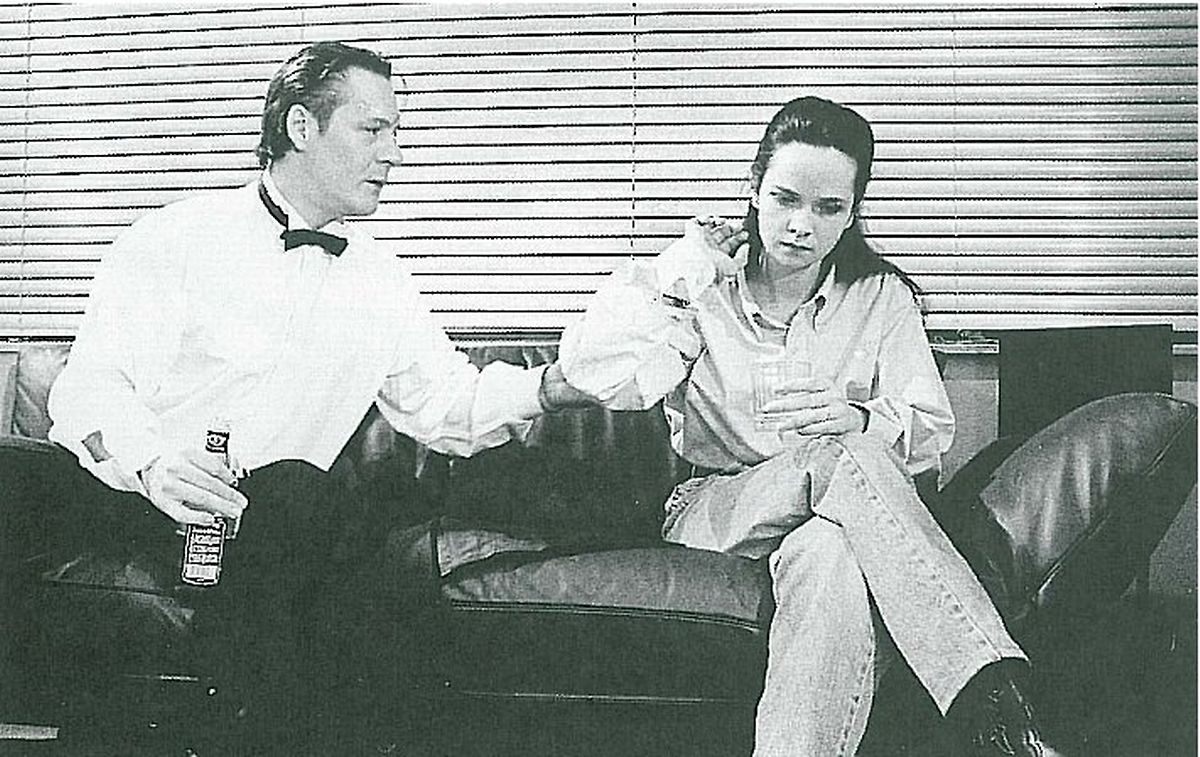 Thierry Van Werveke et Myriam Müller dans Hochzaeitsnuecht (1992)