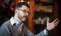 Der Verfassungsrechtler Luc Heuschling ist der Ansicht, dass manche Politiker sich mit dem Kulturwechsel schwer tun. 
