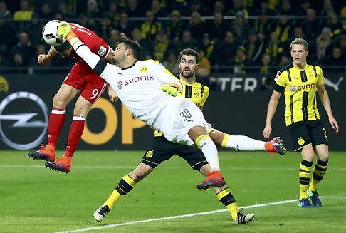 Das Wochenende in Bildern: Dortmund macht die Bundesliga wieder spannend