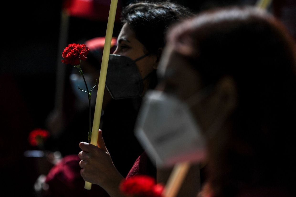 Desfile do 25 de abril na Avenida da Liberdade, em Lisboa.