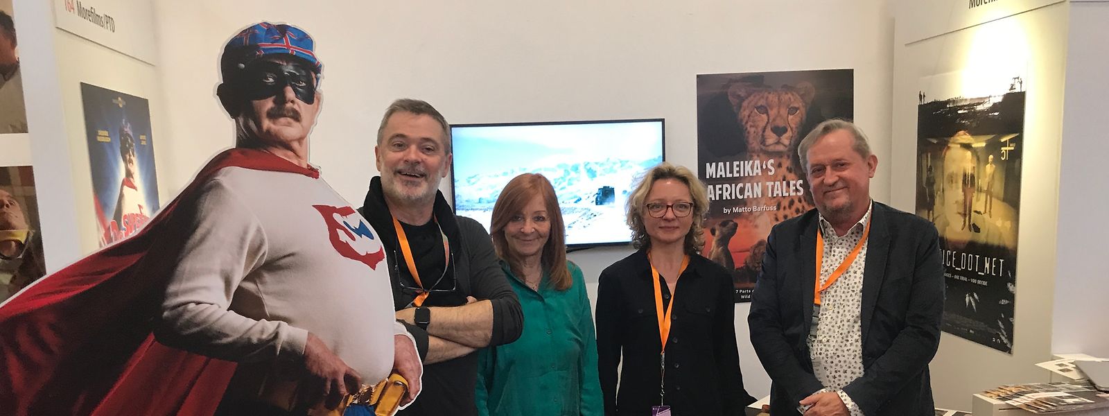 Nach der Eroberung der Luxemburger Kinos sollen es "De Superjhemp retörns" und weitere Luxemburger Filme in Märkte schaffen. Auf dem European Film Market der Berlinale wird kräftig Werbung gemacht. 